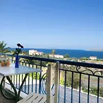 Metaxatos Apartmanhotel 4*