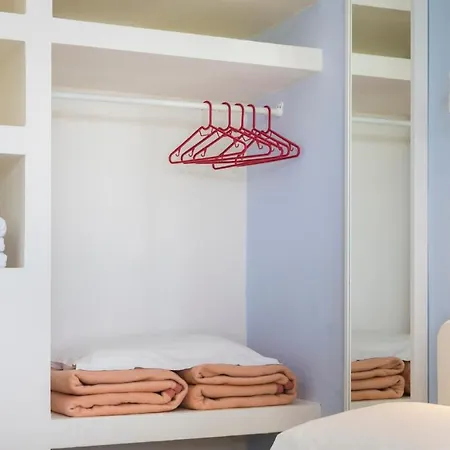 Metaxatos Aparthotel 4*