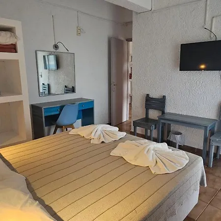 شقة فندقية Metaxatos 4*