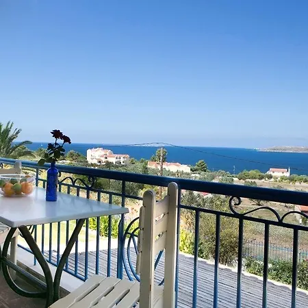 Metaxatos Apartmanhotel 4*