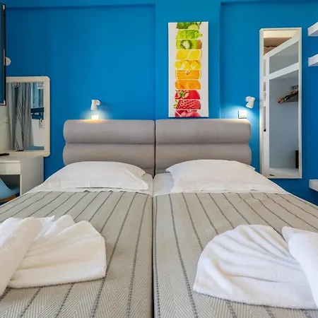 Metaxatos Apartmanhotel 4*