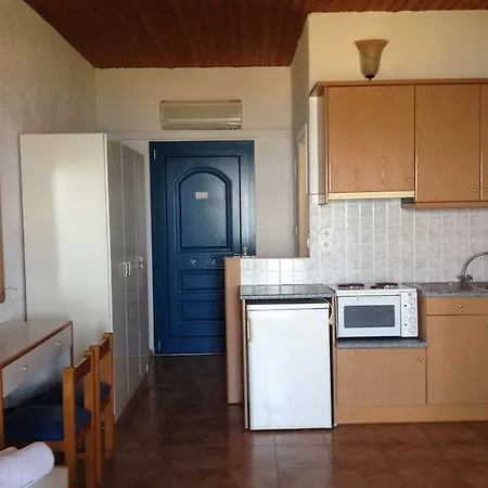 Apart Otel Metaxatos