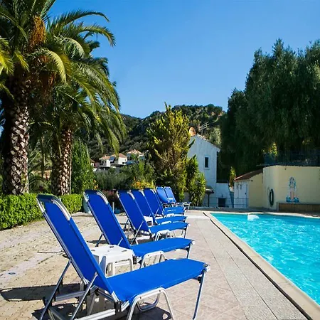 Apart Otel Metaxatos 4*