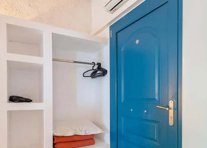 Metaxatos מלון דירות