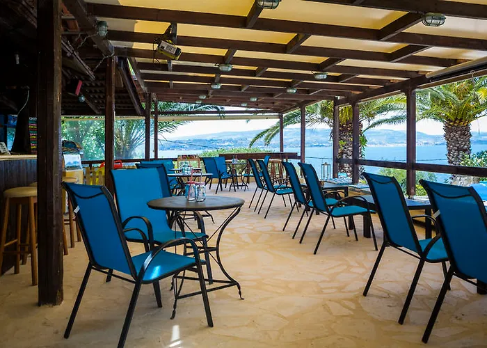 Metaxatos ארגוסטולי