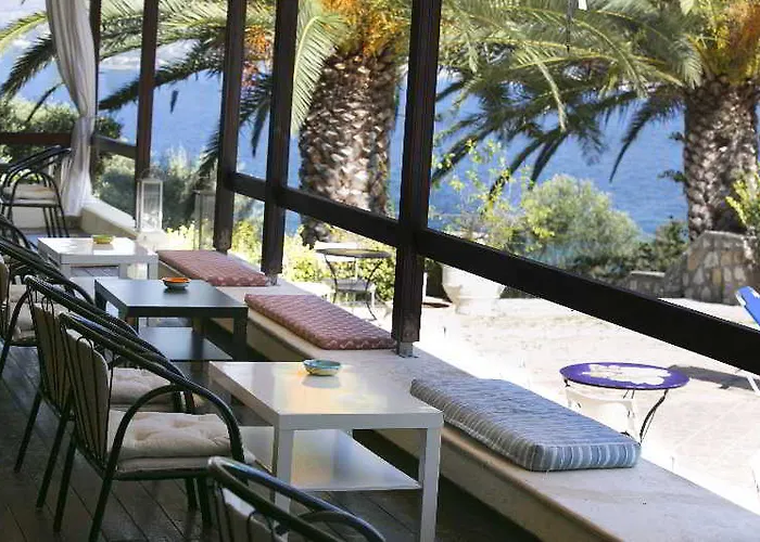 מלון דירות Metaxatos