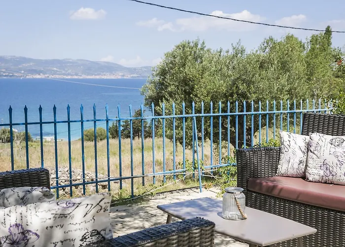 Metaxatos Aparthotel 4*