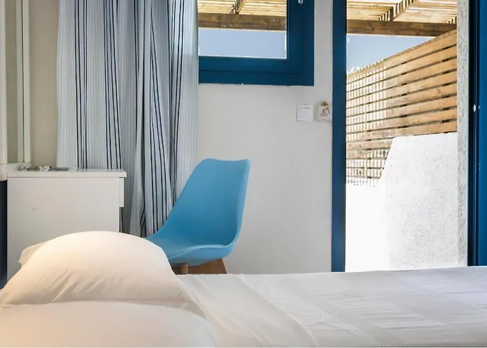 Aparthotel Metaxatos