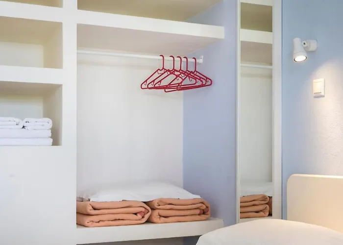 Metaxatos Aparthotel 4*